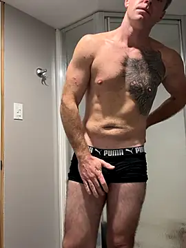 DILFiGuess11 online show from October 27, 2025, 8:29 am