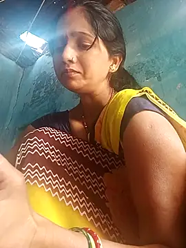 Jooli xx online show from February 16, 2026, 5:14 am