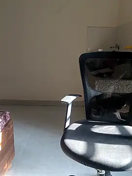 johnysinsr online show from April 6, 2026, 2:31 am