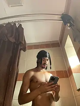 TRILLAHUNG online show from October 1, 2025, 2:45 pm