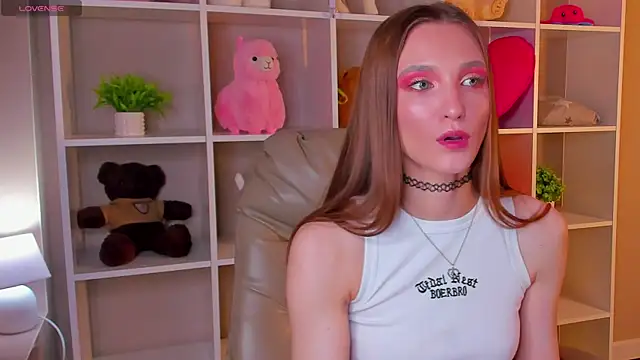 Alisha Green online show from September 19, 2025, 8:27 am