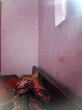 Snapshot of posewith chatting on February 2, 2026, 7:18 am posewith online show from February 2, 2026, 7:18 am