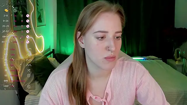 Alice Cire online show from December 19, 2025, 2:02 pm