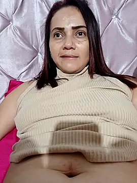 Amanda39 online show from September 28, 2025, 11:21 pm