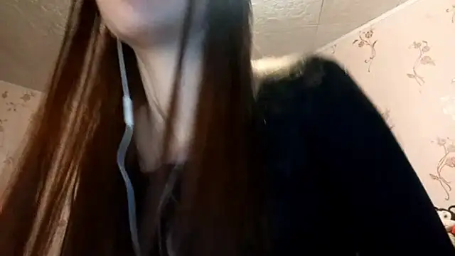 Sophiecuttie online show from September 21, 2025, 1:13 pm