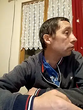 frederic198 online show from October 2, 2025, 7:21 pm