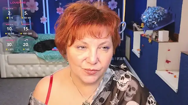 Kira Kenett online show from November 29, 2025, 12:41 pm