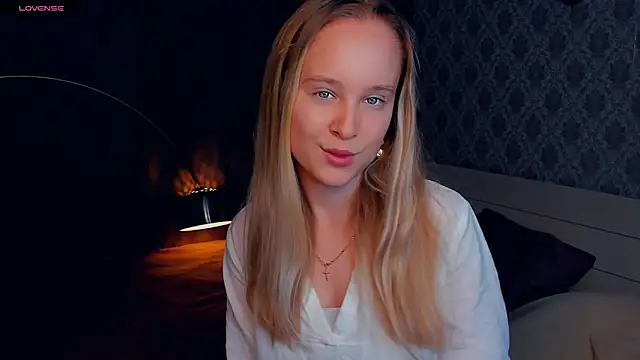 SoonMoor online show from September 10, 2025, 6:08 pm