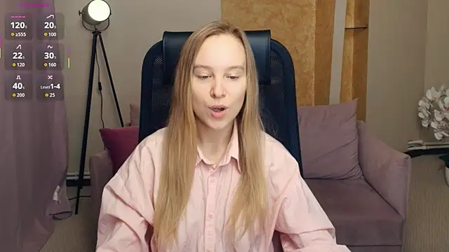 SoonMoor online show from December 19, 2025, 6:59 pm