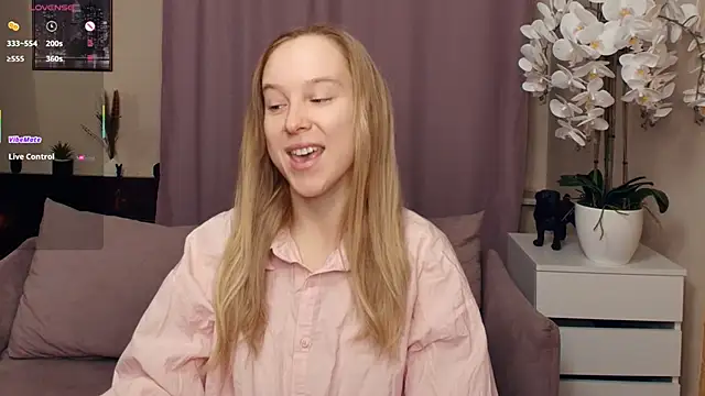 SoonMoor online show from February 8, 2026, 6:55 pm