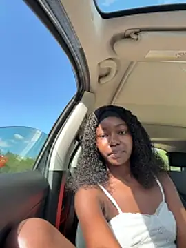ebonysweetyy online show from April 23, 2026, 1:35 pm