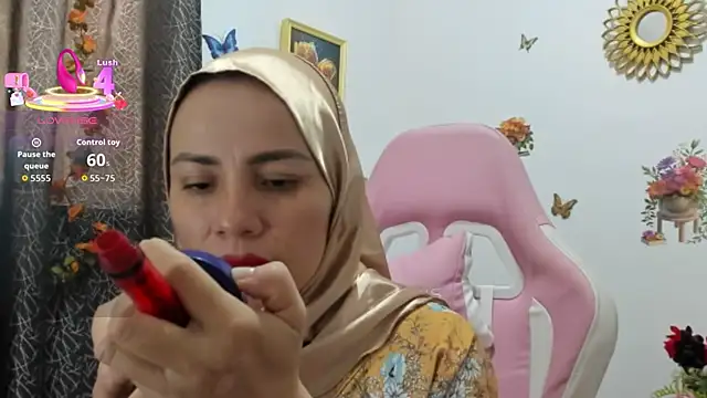 Snapshot of dalila_kemur chatting on March 3, 2026, 1:50 pm dalila kemur online show from March 3, 2026, 1:50 pm