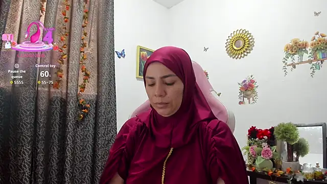 Snapshot of dalila_kemur chatting on April 5, 2026, 12:24 pm dalila kemur online show from April 5, 2026, 12:24 pm