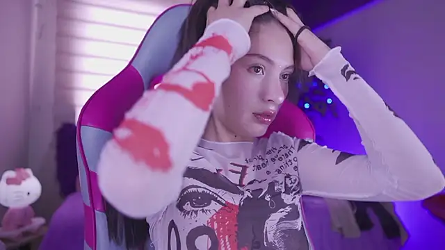 Rebecah 1 online show from March 25, 2026, 2:56 pm