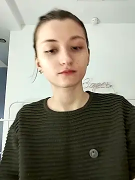 LillySvon online show from April 7, 2026, 3:34 pm