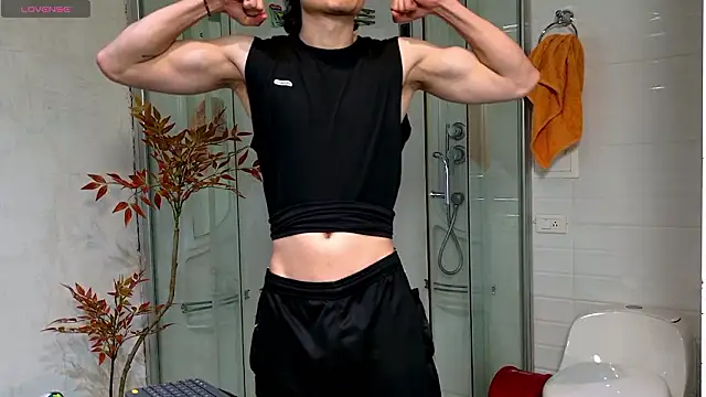 Snapshot of enzo_steel chatting on March 7, 2026, 11:35 pm enzo steel online show from March 7, 2026, 11:35 pm