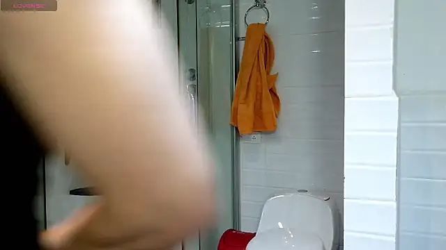 Snapshot of enzo_steel chatting on March 15, 2026, 7:53 pm enzo steel online show from March 15, 2026, 7:53 pm