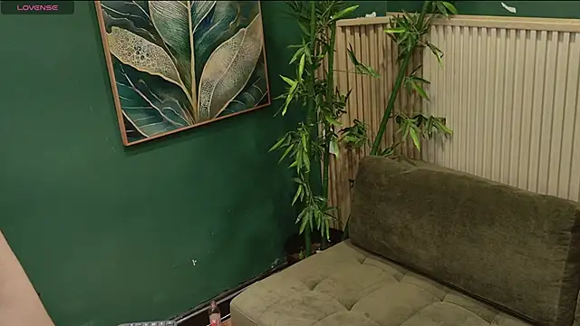 Snapshot of enzo_steel chatting on April 13, 2026, 11:54 pm enzo steel online show from April 13, 2026, 11:54 pm