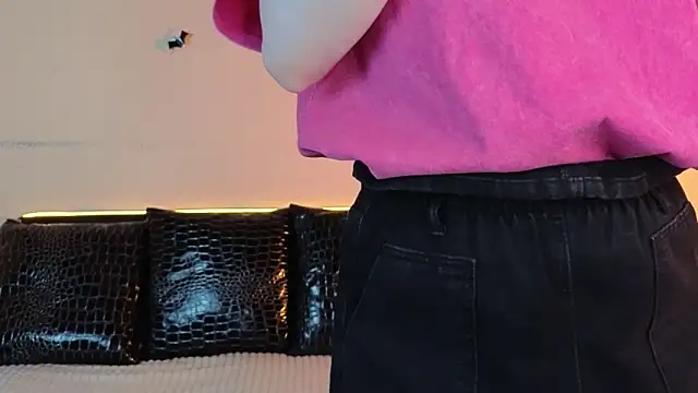 Angeel Kate online show from November 7, 2025, 6:46 am