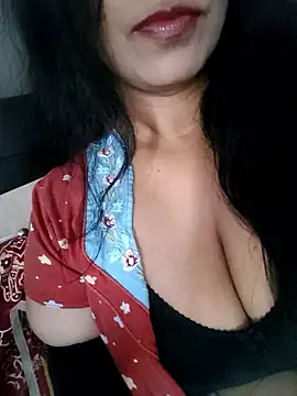 Deepa Sharma143 online show from November 13, 2025, 1:59 am