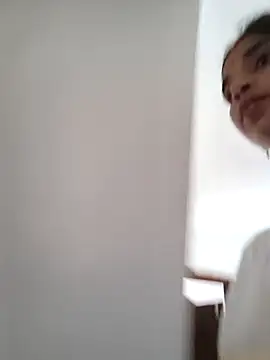 Snapshot of Hot-Soniya2 chatting on October 6, 2025, 6:11 am Hot-Soniya2 online show from October 6, 2025, 6:11 am