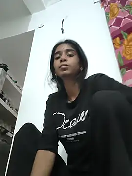 Snapshot of Hot-Soniya2 chatting on October 27, 2025, 3:32 am Hot-Soniya2 online show from October 27, 2025, 3:32 am