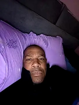 estrogeni online show from April 1, 2026, 6:25 am