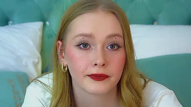 Snapshot of AgataFoxley chatting on January 31, 2026, 7:11 pm AgataFoxley online show from January 31, 2026, 7:11 pm