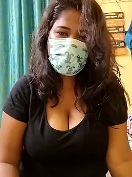 HAANNIAA online show from September 13, 2025, 3:45 pm