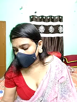 naughty nataasa online show from November 19, 2025, 9:53 am