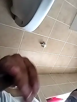 Snapshot of j3tt360 chatting on February 10, 2026, 12:42 pm j3tt360 online show from February 10, 2026, 12:42 pm