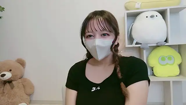 Snapshot of JP_Momo_o0 chatting on October 2, 2025, 7:15 am JP Momo o0 online show from October 2, 2025, 7:15 am