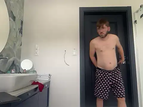 Snapshot of Patryk3434 chatting on September 24, 2025, 6:28 am Patryk3434 online show from September 24, 2025, 6:28 am