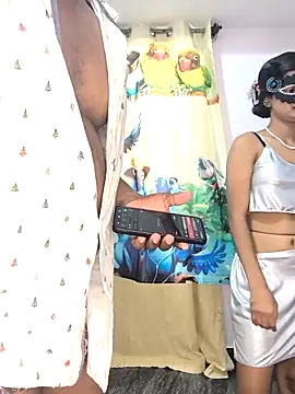 Family02 online show from March 21, 2026, 7:13 am