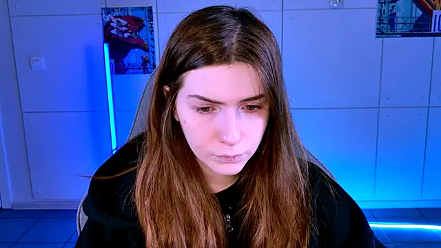 AliceCUNTach online show from October 30, 2025, 5:09 am