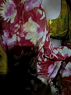 Snapshot of Hot_lali_555 chatting on September 17, 2025, 3:57 pm Hot lali 555 online show from September 17, 2025, 3:57 pm