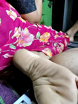 Snapshot of Hot_lali_555 chatting on October 14, 2025, 3:46 pm Hot lali 555 online show from October 14, 2025, 3:46 pm