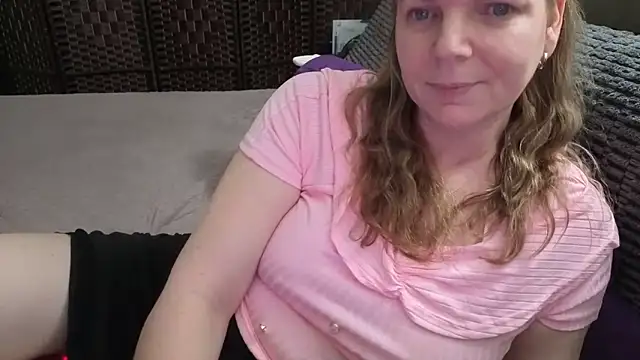 Snapshot of aussiepeaches chatting on February 26, 2026, 4:22 am aussiepeaches online show from February 26, 2026, 4:22 am