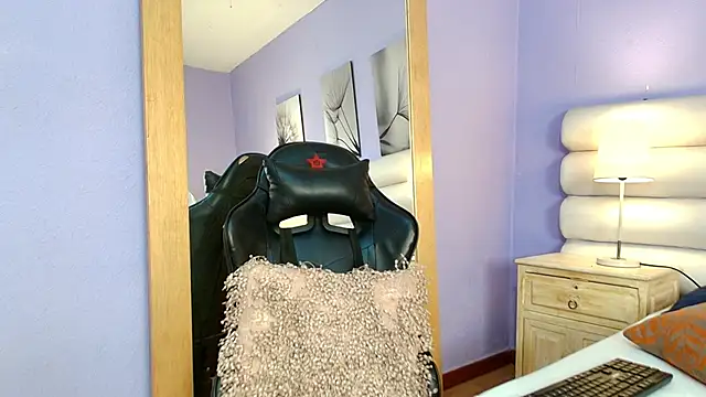 Lean Portman online show from March 30, 2026, 2:07 pm