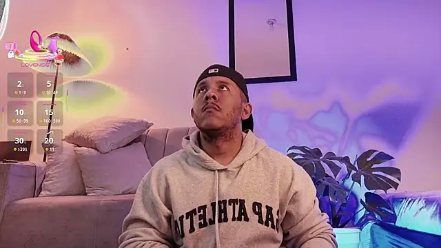 Snapshot of Misterjhons2 chatting on October 22, 2025, 11:59 pm Misterjhons2 online show from October 22, 2025, 11:59 pm