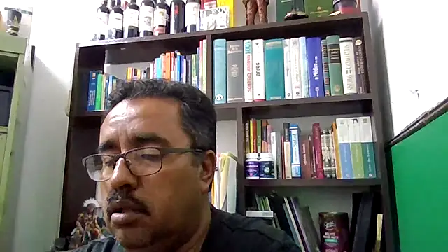 HomHot47 online show from October 19, 2025, 2:23 am