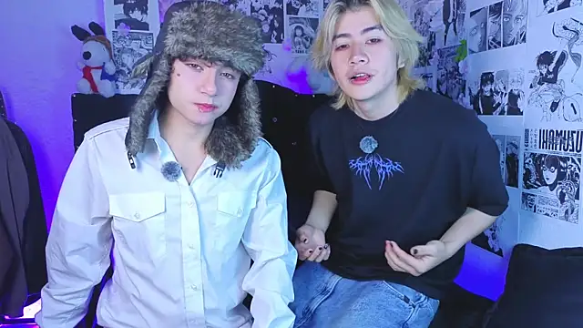 Snapshot of Vamps_Lovers chatting on September 23, 2025, 1:25 pm Vamps Lovers online show from September 23, 2025, 1:25 pm