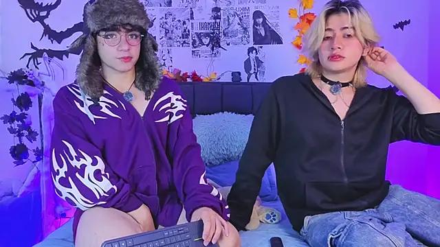 Snapshot of Vamps_Lovers chatting on November 5, 2025, 1:00 pm Vamps Lovers online show from November 5, 2025, 1:00 pm