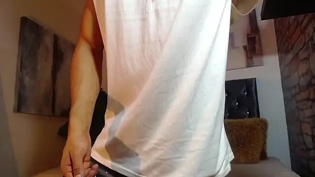 Snapshot of adrian_ray chatting on October 10, 2025, 5:45 pm adrian ray online show from October 10, 2025, 5:45 pm