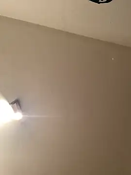 Snapshot of P44698 chatting on December 16, 2025, 7:02 am P44698 online show from December 16, 2025, 7:02 am