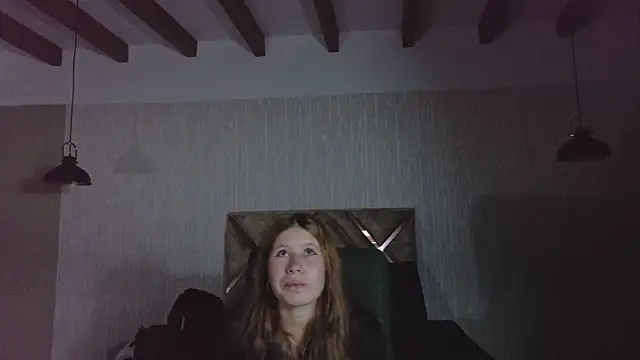 Snapshot of Olivia11_ chatting on October 24, 2025, 11:06 am Olivia11 online show from October 24, 2025, 11:06 am