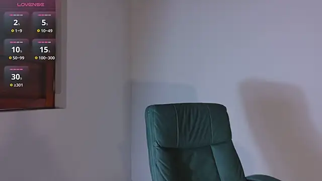 Snapshot of Olivia11_ chatting on November 13, 2025, 11:09 am Olivia11 online show from November 13, 2025, 11:09 am