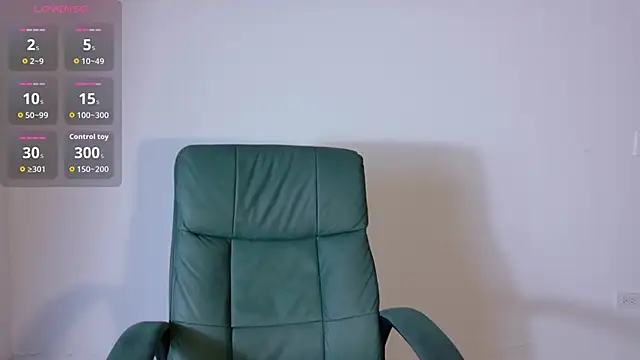 Snapshot of Olivia11_ chatting on November 26, 2025, 11:22 am Olivia11 online show from November 26, 2025, 11:22 am