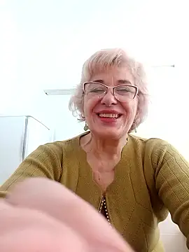 Snapshot of 52MiaLove02 chatting on March 11, 2026, 6:08 am 52MiaLove02 online show from March 11, 2026, 6:08 am