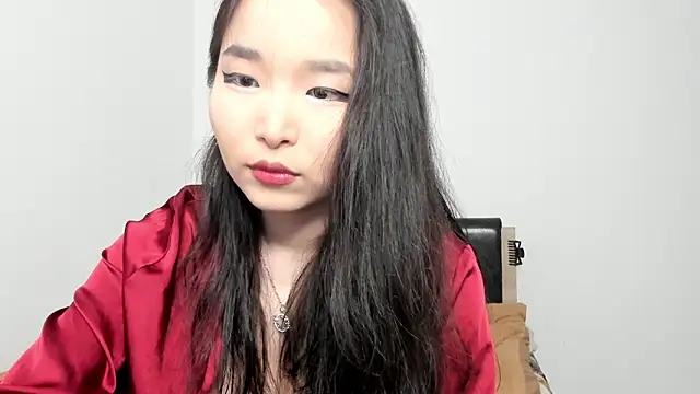 Soyun Mia online show from April 20, 2026, 1:36 pm